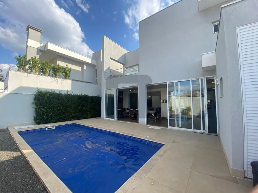 Foto 2 de Casa de Condomínio com 4 quartos à venda, 280m2 em Swiss Park, Campinas - SP