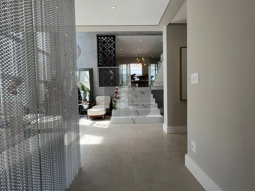 Foto 3 de Casa de Condomínio com 3 quartos à venda, 309m2 em Swiss Park, Campinas - SP