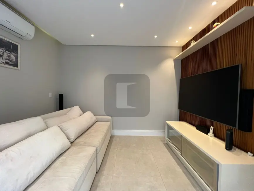 Foto 9 de Casa de Condomínio com 3 quartos à venda, 309m2 em Swiss Park, Campinas - SP