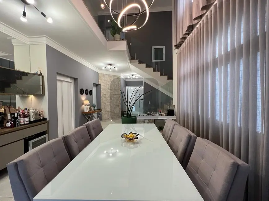 Casa de Condomínio com 4 quartos à venda, 370m2 em Swiss Park, Campinas - SP - imagem 5 Foto 5 de Casa de Condomínio com 4 quartos à venda, 370m2 em Swiss Park, Campinas - SP