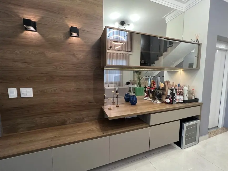 Casa de Condomínio com 4 quartos à venda, 370m2 em Swiss Park, Campinas - SP - imagem 9 Foto 9 de Casa de Condomínio com 4 quartos à venda, 370m2 em Swiss Park, Campinas - SP