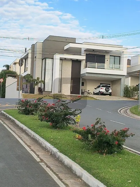 Foto 2 de Casa de Condomínio com 3 quartos à venda, 303m2 em Swiss Park, Campinas - SP