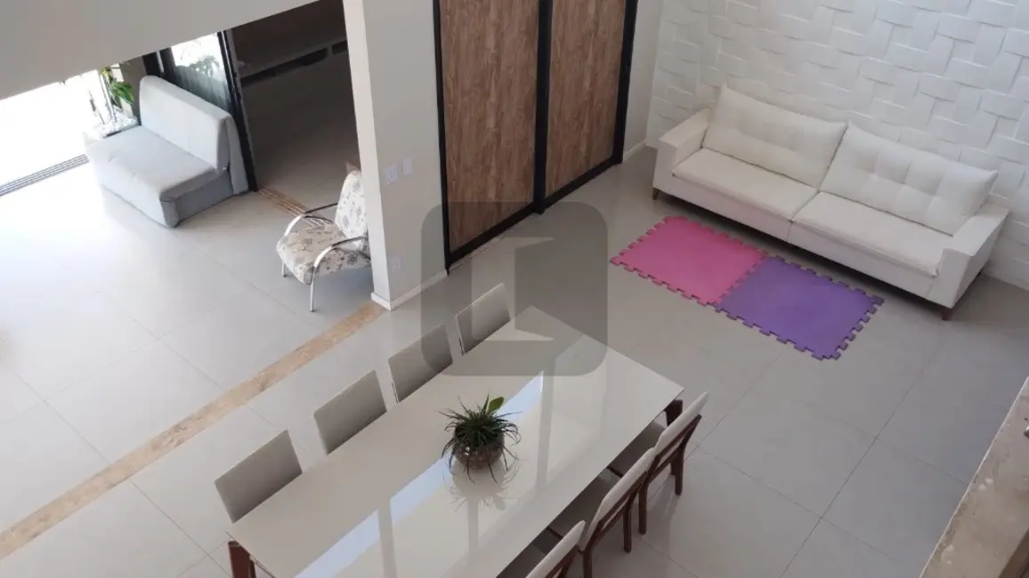 Casa de Condomínio com 3 quartos à venda, 303m2 em Swiss Park, Campinas - SP - imagem 6 Foto 6 de Casa de Condomínio com 3 quartos à venda, 303m2 em Swiss Park, Campinas - SP