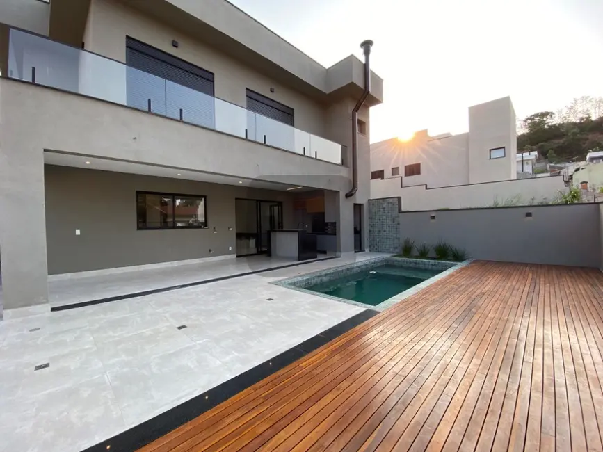 Casa de Condomínio com 3 quartos à venda, 250m2 em Bosque dos Eucaliptos, Valinhos - SP - imagem 4 Foto 4 de Casa de Condomínio com 3 quartos à venda, 250m2 em Bosque dos Eucaliptos, Valinhos - SP