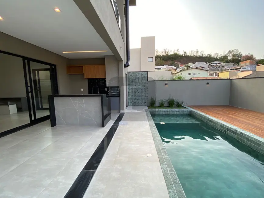 Casa de Condomínio com 3 quartos à venda, 250m2 em Bosque dos Eucaliptos, Valinhos - SP - imagem 8 Foto 8 de Casa de Condomínio com 3 quartos à venda, 250m2 em Bosque dos Eucaliptos, Valinhos - SP