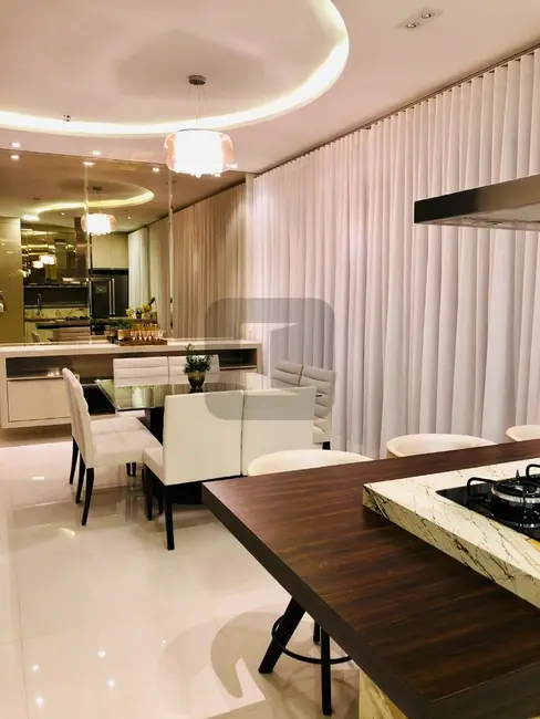 Foto 4 de Casa de Condomínio com 4 quartos à venda, 320m2 em Swiss Park, Campinas - SP