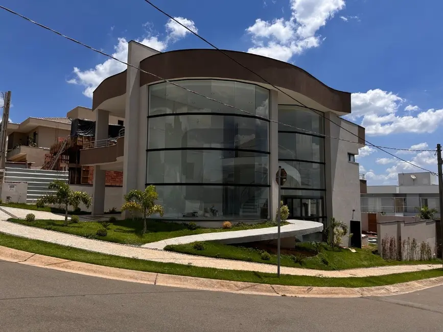 Foto 1 de Casa de Condomínio com 4 quartos à venda e para alugar, 320m2 em Swiss Park, Campinas - SP