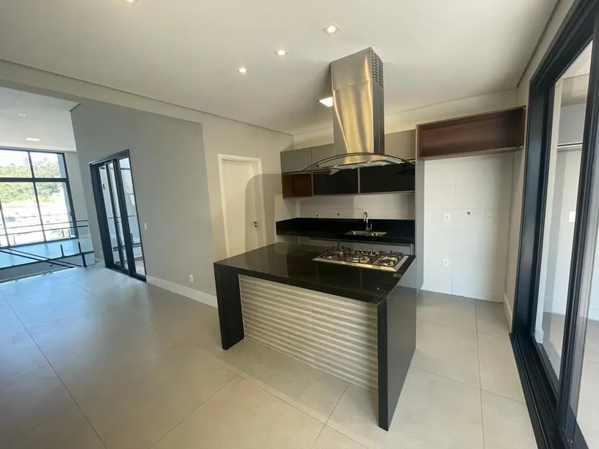 Foto 9 de Casa de Condomínio com 3 quartos à venda, 260m2 em Roncáglia, Valinhos - SP