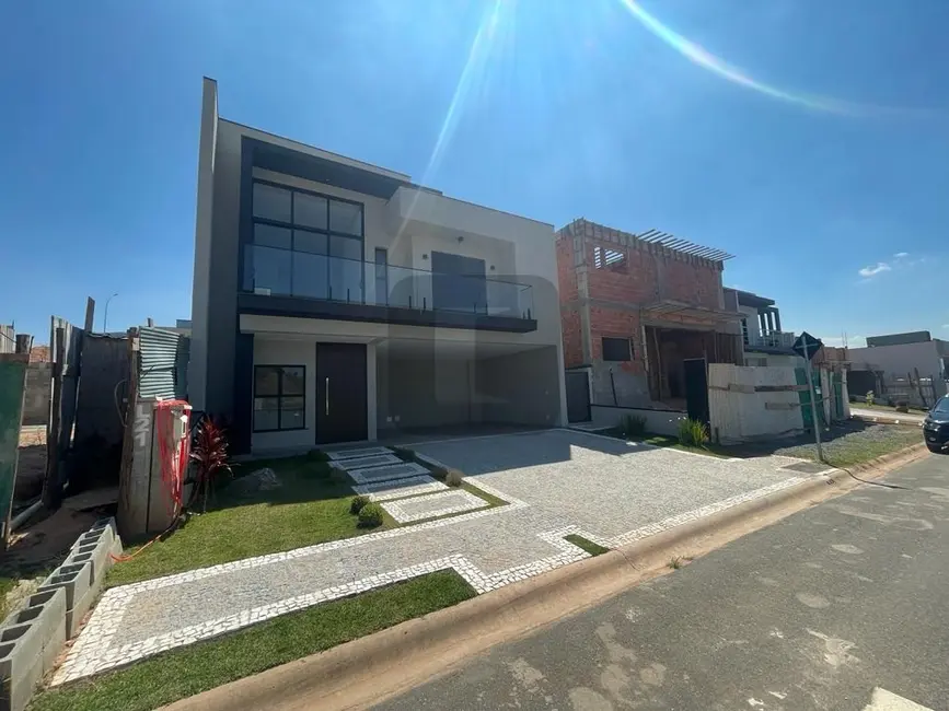 Foto 2 de Casa de Condomínio com 3 quartos à venda, 260m2 em Roncáglia, Valinhos - SP