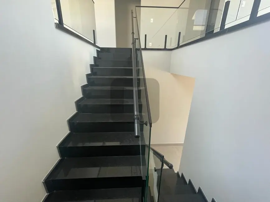 Foto 4 de Casa de Condomínio com 3 quartos à venda, 260m2 em Roncáglia, Valinhos - SP