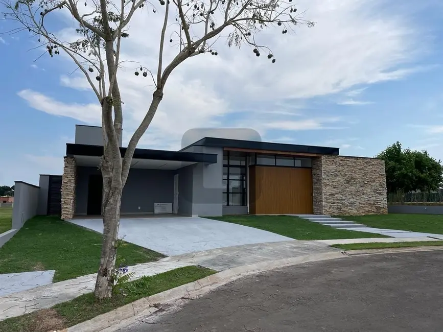 Foto 1 de Casa de Condomínio com 3 quartos à venda, 250m2 em Jaguariuna - SP