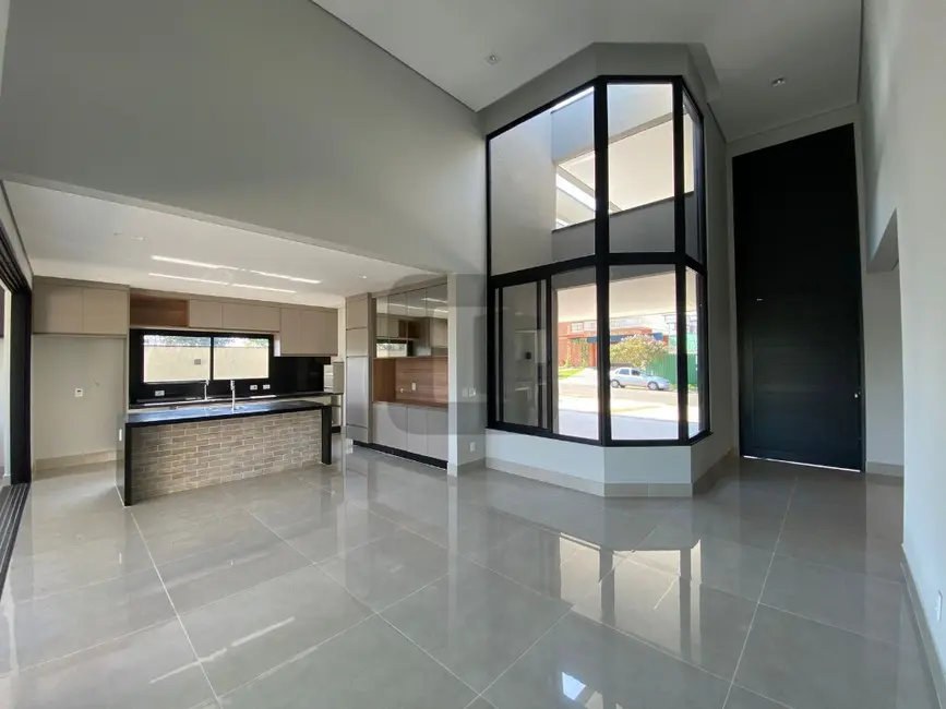 Foto 3 de Casa de Condomínio com 3 quartos à venda, 260m2 em Jaguariuna - SP