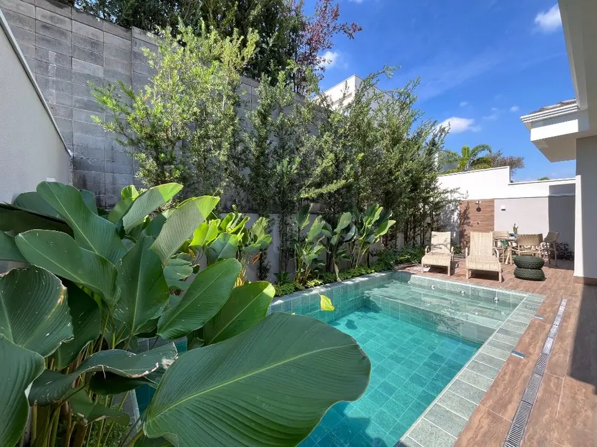 Foto 1 de Casa de Condomínio com 4 quartos à venda, 256m2 em Swiss Park, Campinas - SP