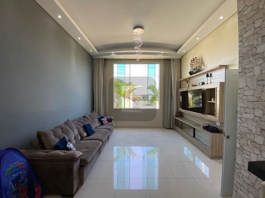 Casa de Condomínio com 3 quartos à venda, 191m2 em Roncáglia, Valinhos - SP - imagem 4 Foto 4 de Casa de Condomínio com 3 quartos à venda, 191m2 em Roncáglia, Valinhos - SP