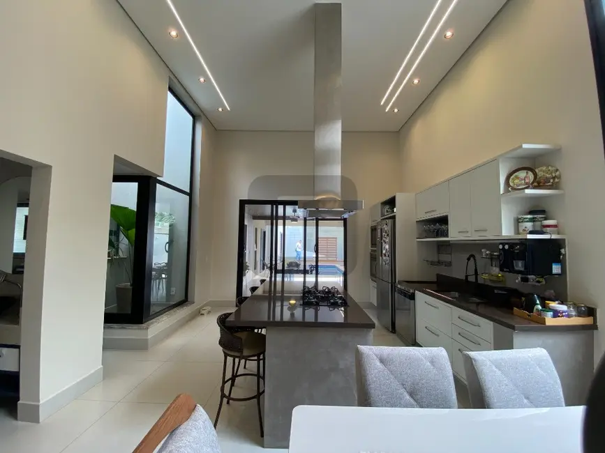 Foto 6 de Casa de Condomínio com 3 quartos à venda, 204m2 em Swiss Park, Campinas - SP