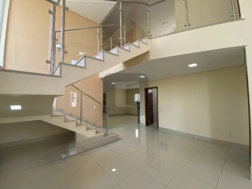 Casa de Condomínio com 4 quartos à venda e para alugar, 312m2 em Swiss Park, Campinas - SP - imagem 7 Foto 7 de Casa de Condomínio com 4 quartos à venda e para alugar, 312m2 em Swiss Park, Campinas - SP