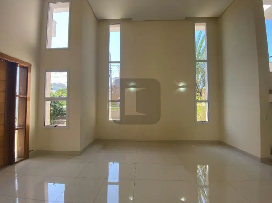 Casa de Condomínio com 4 quartos à venda e para alugar, 312m2 em Swiss Park, Campinas - SP - imagem 5 Foto 5 de Casa de Condomínio com 4 quartos à venda e para alugar, 312m2 em Swiss Park, Campinas - SP