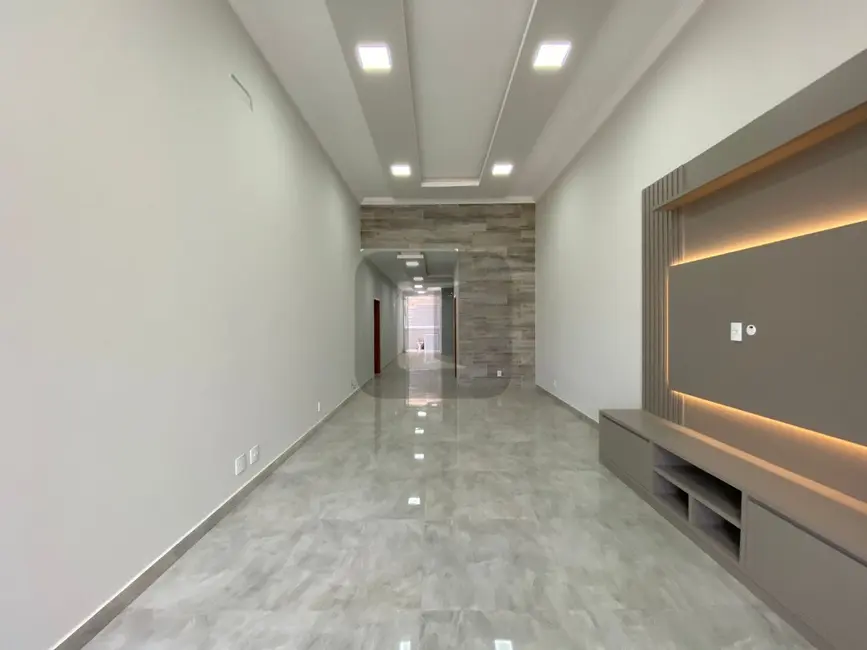 Casa de Condomínio com 3 quartos à venda, 186m2 em Chácaras Alpina, Valinhos - SP - imagem 4 Foto 4 de Casa de Condomínio com 3 quartos à venda, 186m2 em Chácaras Alpina, Valinhos - SP