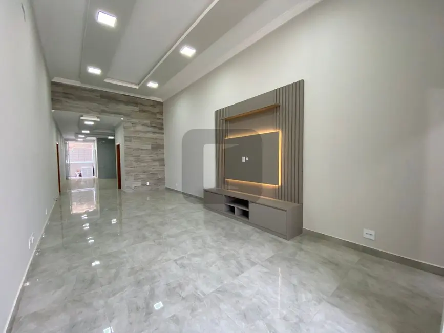 Casa de Condomínio com 3 quartos à venda, 186m2 em Chácaras Alpina, Valinhos - SP - imagem 3 Foto 3 de Casa de Condomínio com 3 quartos à venda, 186m2 em Chácaras Alpina, Valinhos - SP