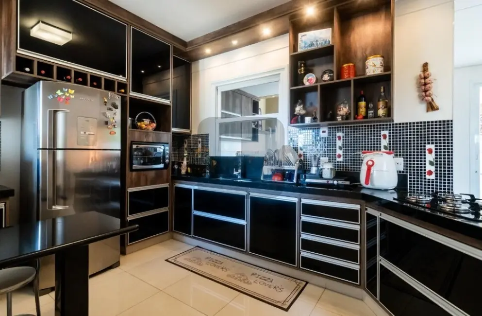 Foto 7 de Casa de Condomínio com 3 quartos à venda, 218m2 em Swiss Park, Campinas - SP