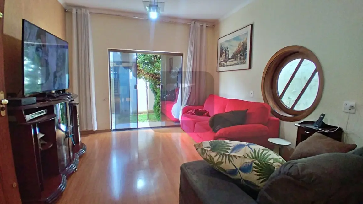 Casa com 4 quartos à venda, 275m2 em Mansões Santo Antônio, Campinas - SP - imagem 2 Foto 2 de Casa com 4 quartos à venda, 275m2 em Mansões Santo Antônio, Campinas - SP