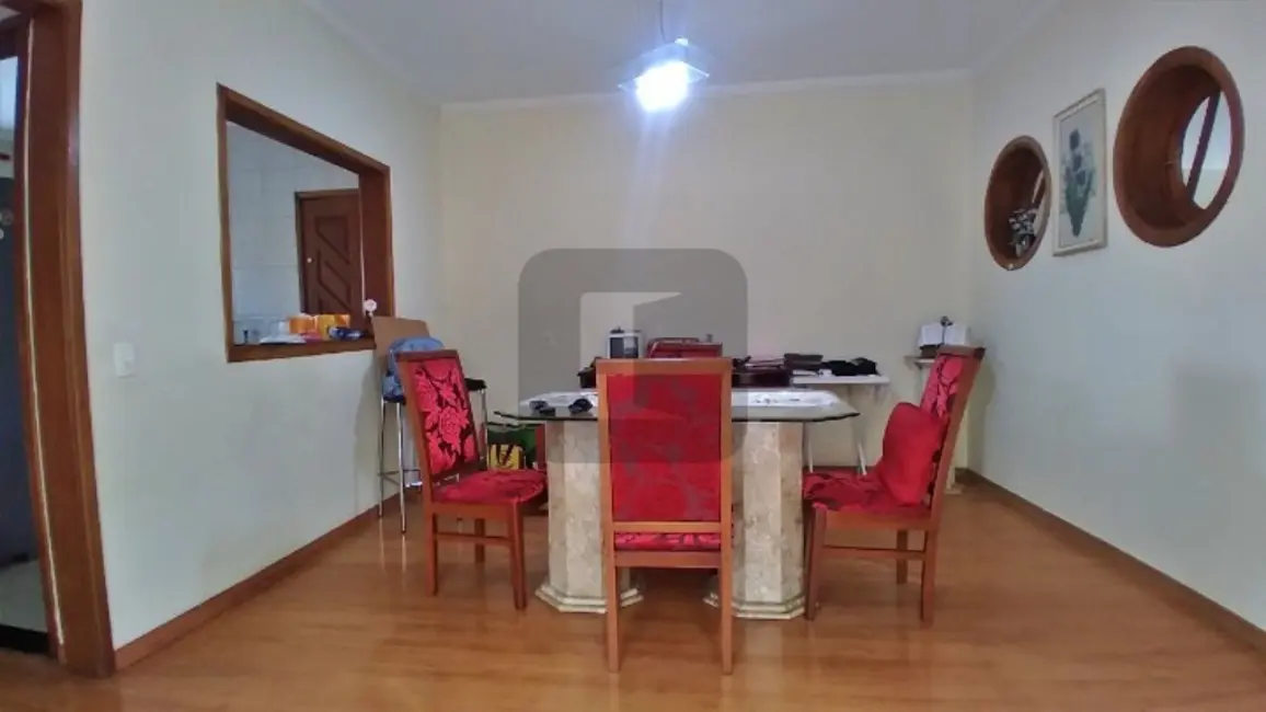 Casa com 4 quartos à venda, 275m2 em Mansões Santo Antônio, Campinas - SP - imagem 4 Foto 4 de Casa com 4 quartos à venda, 275m2 em Mansões Santo Antônio, Campinas - SP