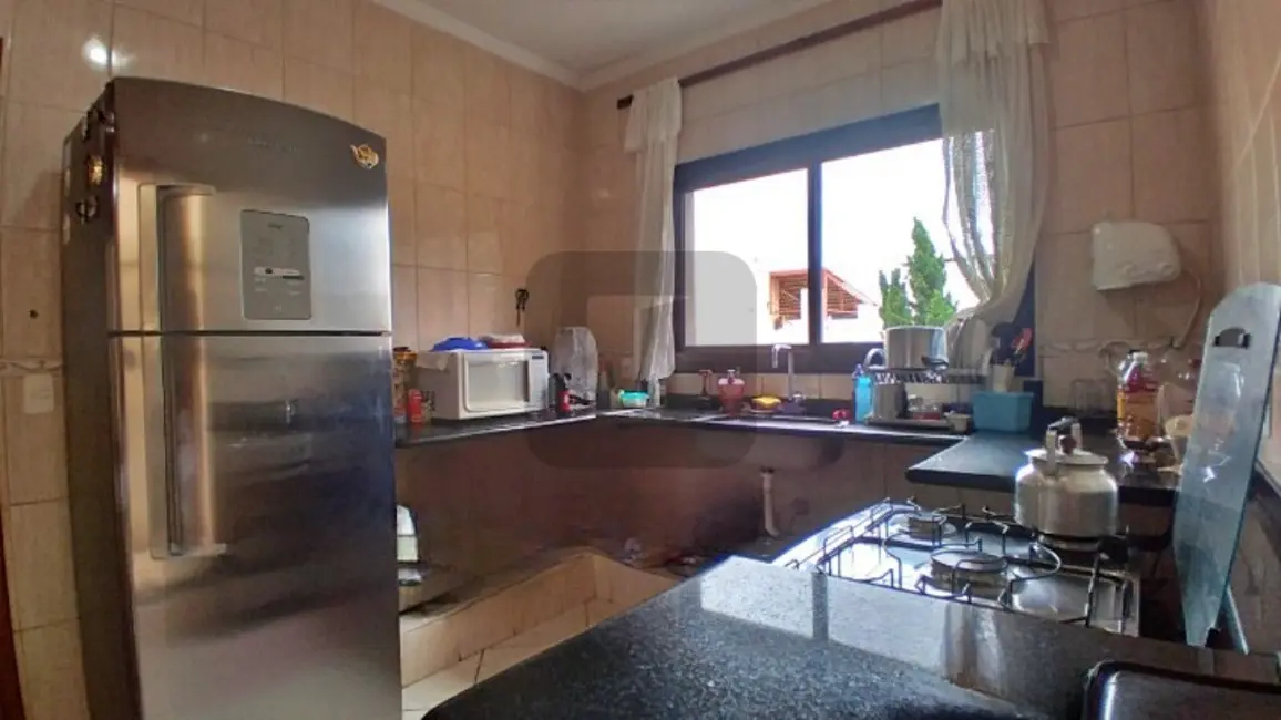 Casa com 4 quartos à venda, 275m2 em Mansões Santo Antônio, Campinas - SP - imagem 6 Foto 6 de Casa com 4 quartos à venda, 275m2 em Mansões Santo Antônio, Campinas - SP