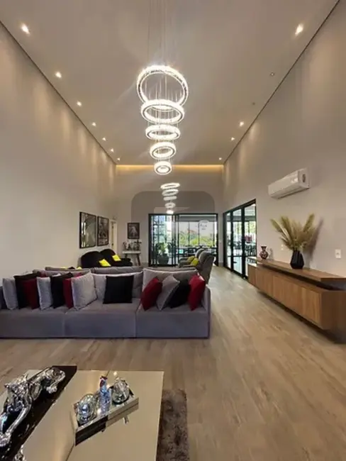 Foto 3 de Casa de Condomínio com 4 quartos à venda, 333m2 em Paulinia - SP
