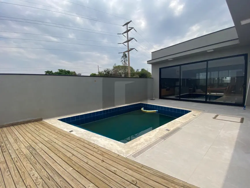 Foto 3 de Casa de Condomínio com 4 quartos à venda, 270m2 em Swiss Park, Campinas - SP