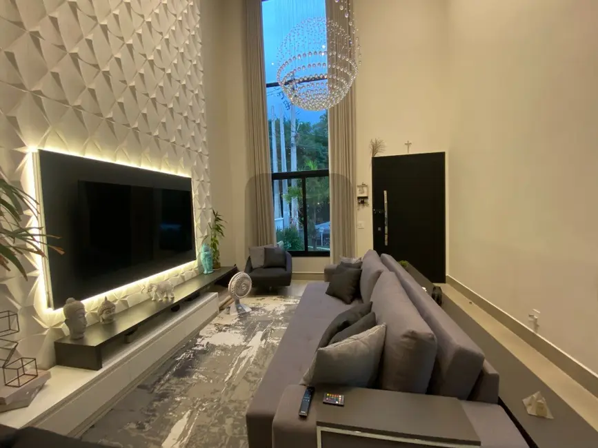 Casa de Condomínio com 3 quartos à venda, 220m2 em Residencial Santa Maria, Valinhos - SP - imagem 5 Foto 5 de Casa de Condomínio com 3 quartos à venda, 220m2 em Residencial Santa Maria, Valinhos - SP