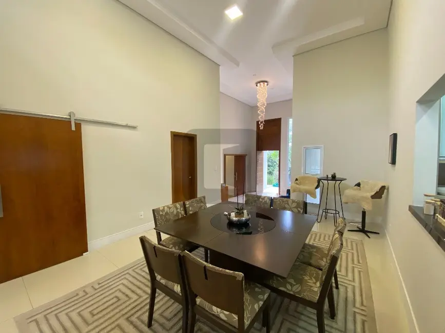 Casa de Condomínio com 4 quartos à venda, 321m2 em Joapiranga, Valinhos - SP - imagem 4 Foto 4 de Casa de Condomínio com 4 quartos à venda, 321m2 em Joapiranga, Valinhos - SP