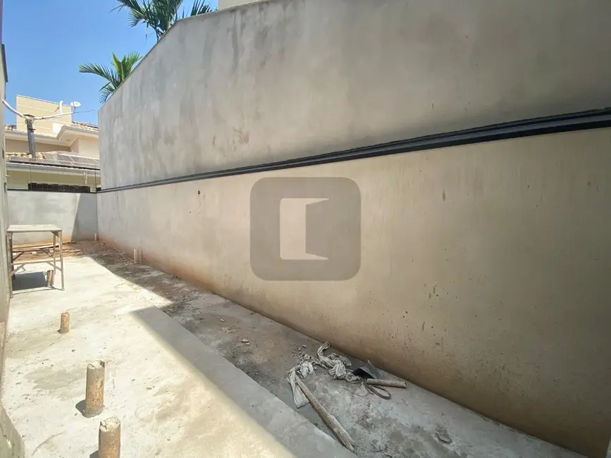 Casa de Condomínio com 3 quartos à venda, 300m2 em Jardim Recanto, Valinhos - SP - imagem 4 Foto 4 de Casa de Condomínio com 3 quartos à venda, 300m2 em Jardim Recanto, Valinhos - SP