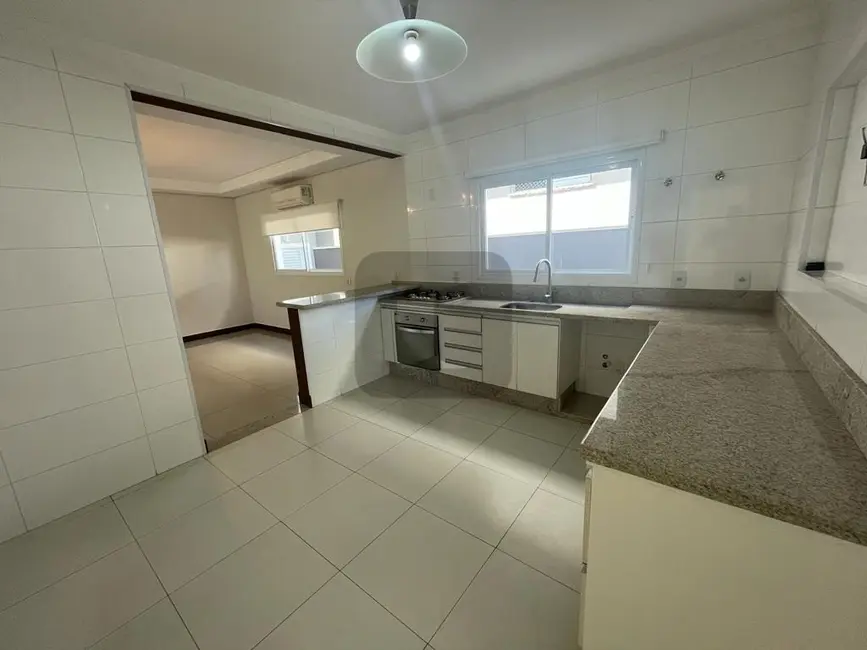 Casa de Condomínio com 4 quartos à venda, 254m2 em Pinheiro, Valinhos - SP - imagem 6 Foto 6 de Casa de Condomínio com 4 quartos à venda, 254m2 em Pinheiro, Valinhos - SP