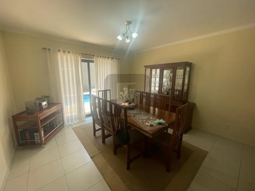 Foto 5 de Casa de Condomínio com 3 quartos à venda, 270m2 em Vila Faustina II, Valinhos - SP