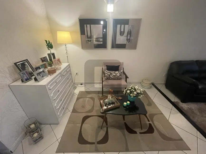 Casa de Condomínio com 3 quartos à venda, 223m2 em Vila Faustina II, Valinhos - SP - imagem 6 Foto 6 de Casa de Condomínio com 3 quartos à venda, 223m2 em Vila Faustina II, Valinhos - SP