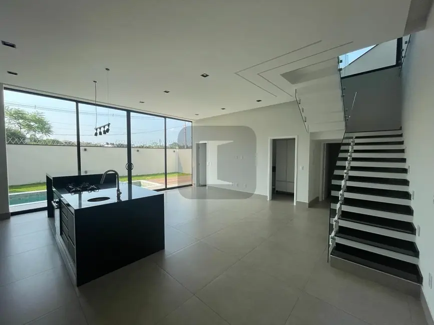 Foto 9 de Casa de Condomínio com 3 quartos à venda, 225m2 em Roncáglia, Valinhos - SP