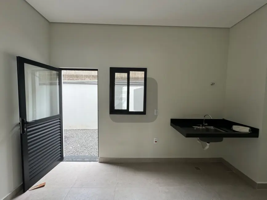 Foto 5 de Sala Comercial para alugar, 130m2 em Swiss Park, Campinas - SP