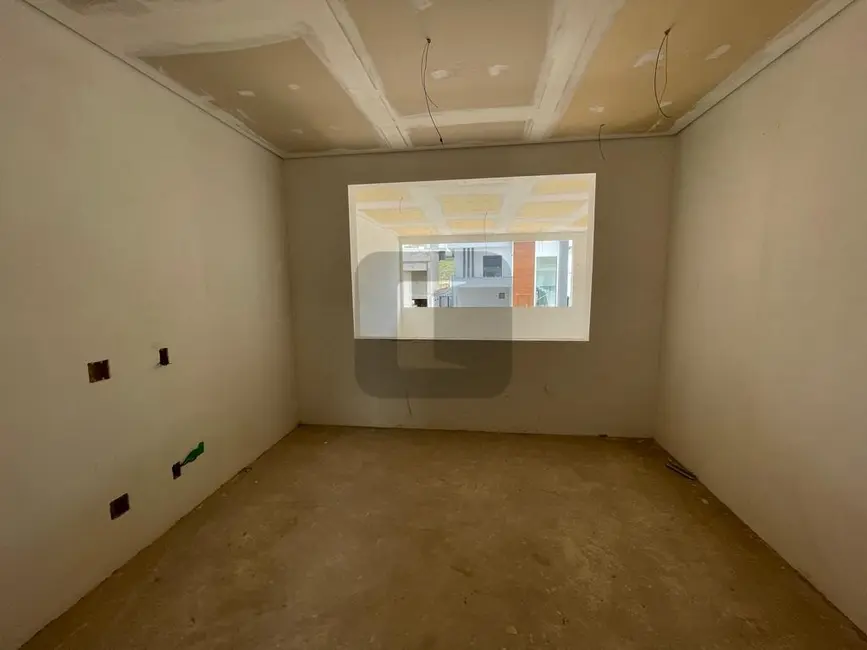 Foto 4 de Casa de Condomínio com 3 quartos à venda, 280m2 em Roncáglia, Valinhos - SP