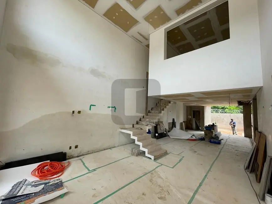 Foto 2 de Casa de Condomínio com 3 quartos à venda, 280m2 em Roncáglia, Valinhos - SP