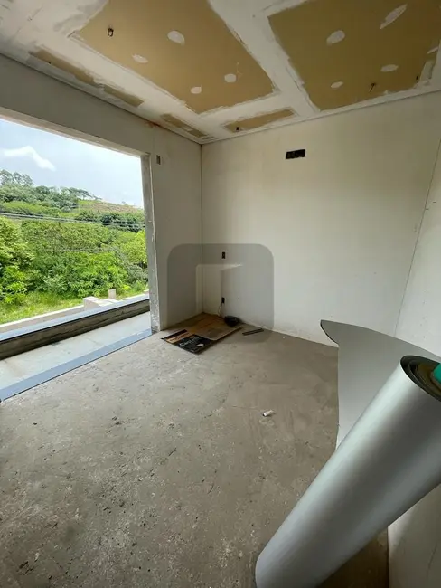 Foto 8 de Casa de Condomínio com 3 quartos à venda, 280m2 em Roncáglia, Valinhos - SP