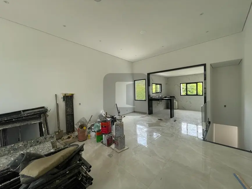 Foto 2 de Casa de Condomínio com 3 quartos à venda, 208m2 em Roncáglia, Valinhos - SP