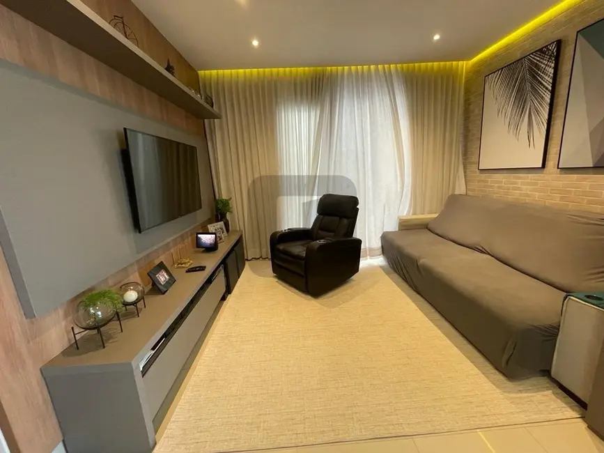 Foto 5 de Casa de Condomínio com 3 quartos à venda, 230m2 em Roncáglia, Valinhos - SP