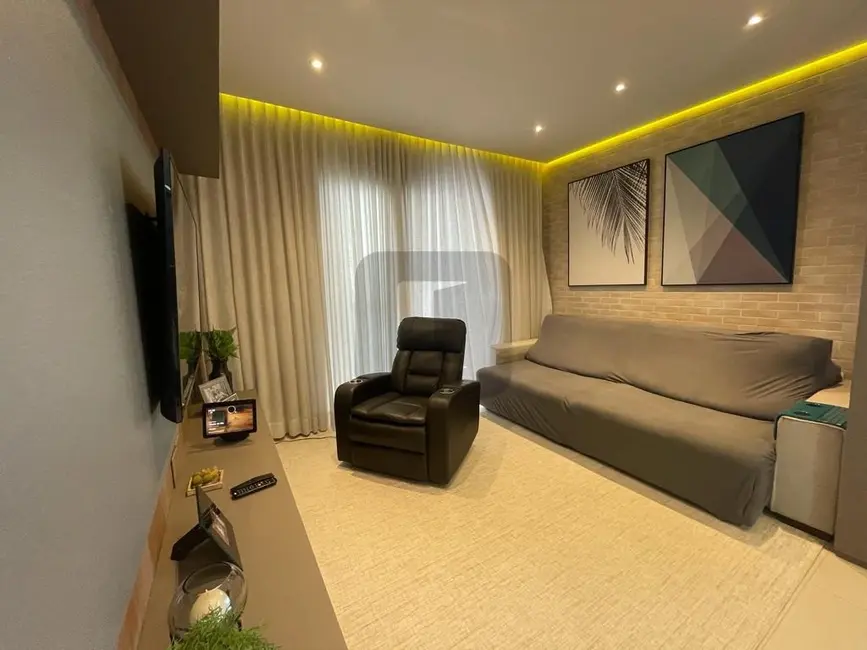 Foto 6 de Casa de Condomínio com 3 quartos à venda, 230m2 em Roncáglia, Valinhos - SP