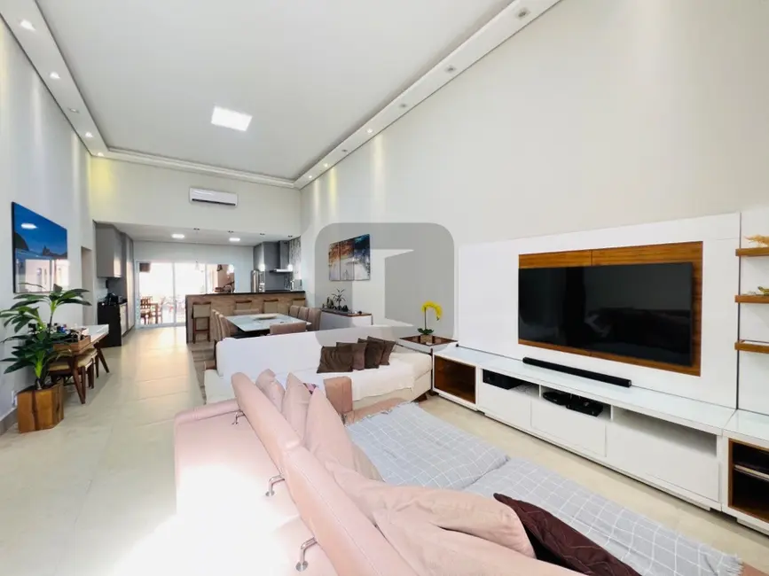 Foto 5 de Casa de Condomínio com 3 quartos à venda, 190m2 em Swiss Park, Campinas - SP