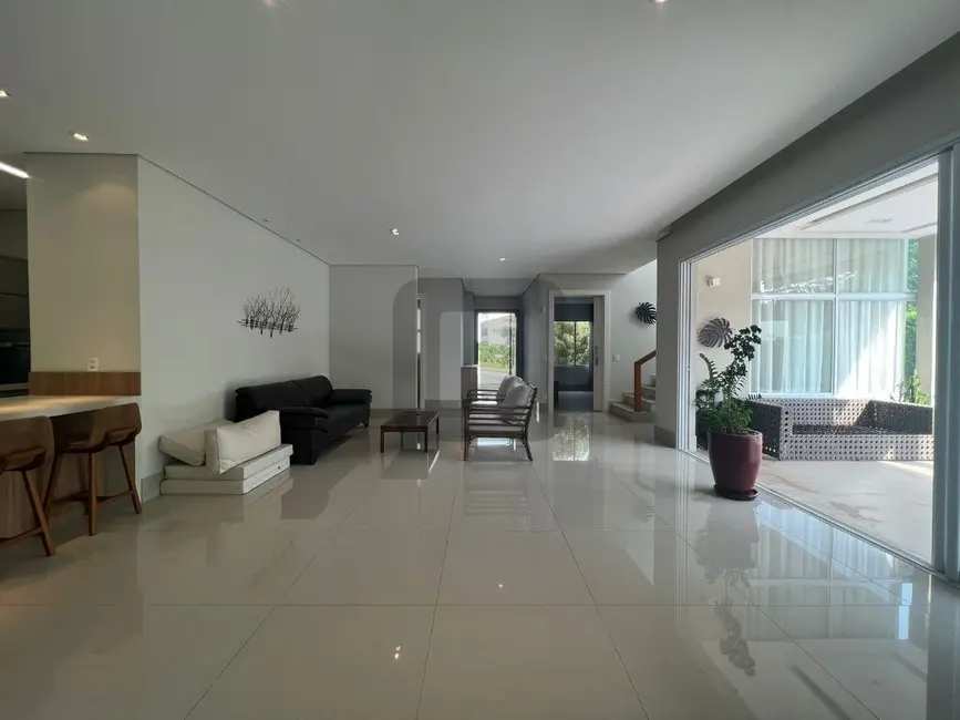 Foto 9 de Casa de Condomínio com 3 quartos à venda, 340m2 em Swiss Park, Campinas - SP