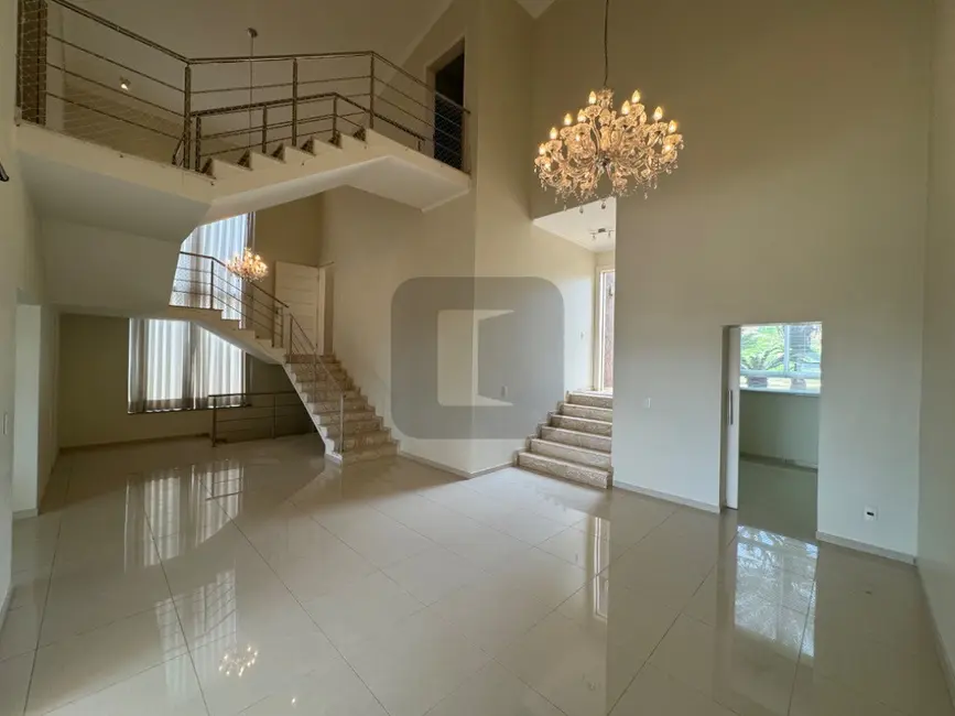 Casa de Condomínio com 3 quartos à venda, 279m2 em Swiss Park, Campinas - SP - imagem 5 Foto 5 de Casa de Condomínio com 3 quartos à venda, 279m2 em Swiss Park, Campinas - SP