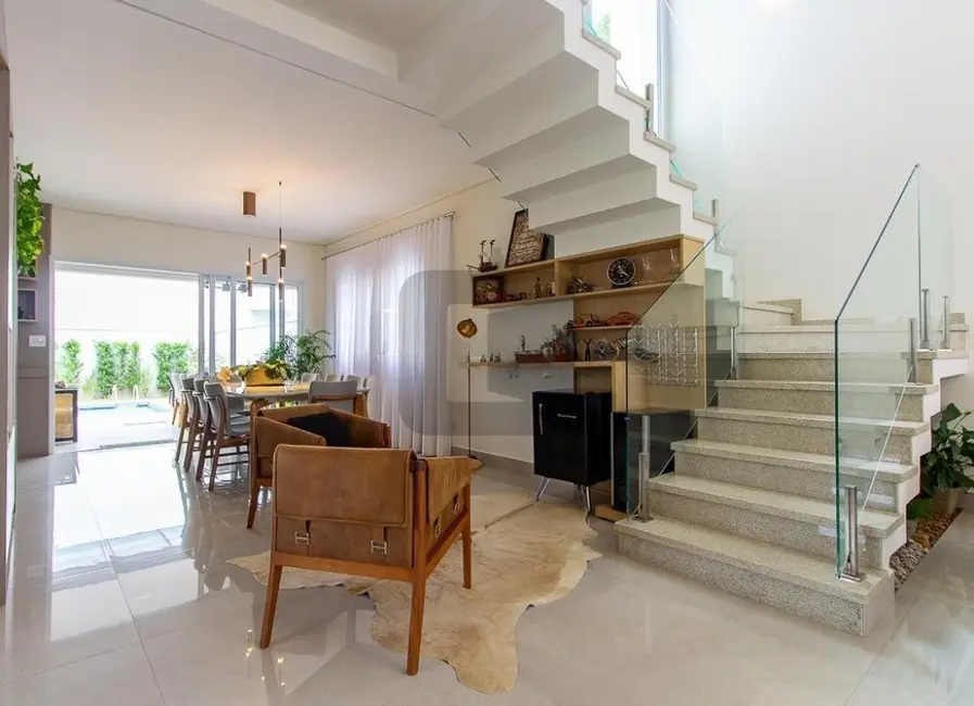 Foto 4 de Casa de Condomínio com 4 quartos à venda, 287m2 em Swiss Park, Campinas - SP