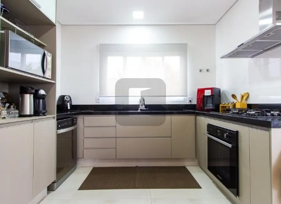 Foto 7 de Casa de Condomínio com 4 quartos à venda, 287m2 em Swiss Park, Campinas - SP