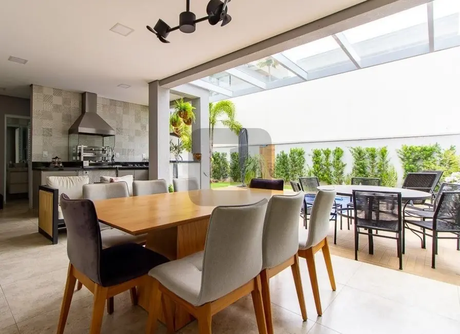 Foto 8 de Casa de Condomínio com 4 quartos à venda, 287m2 em Swiss Park, Campinas - SP