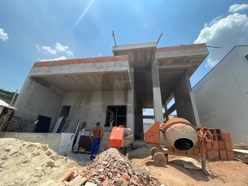 Foto 2 de Casa de Condomínio com 4 quartos à venda e para alugar, 200m2 em Swiss Park, Campinas - SP